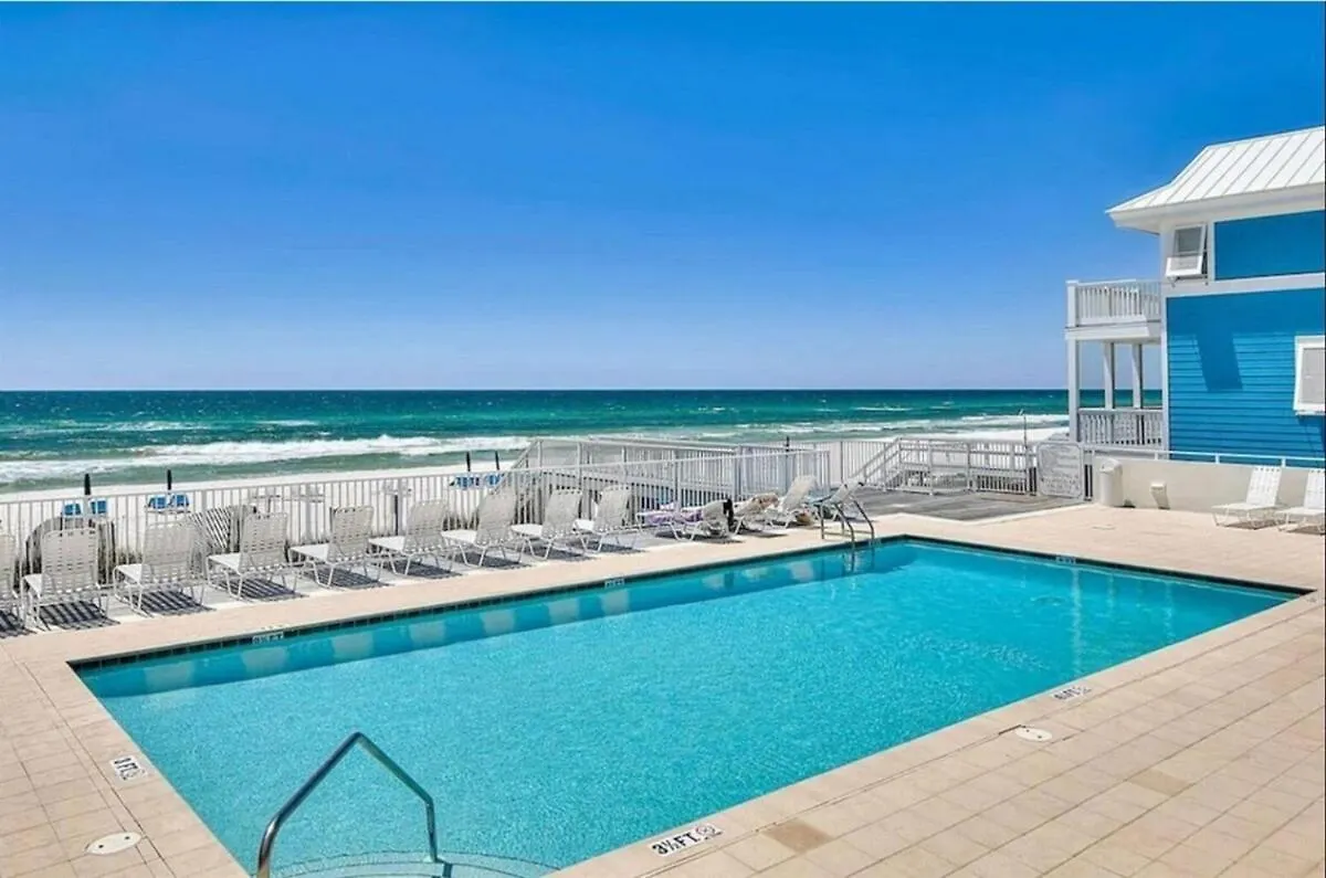213 Sandyshore Shore To Please 6 Bedroom 6Ba Steps From The Beach Panama City Beach USA