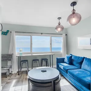 Pinnacle Port A-910 Holiday home