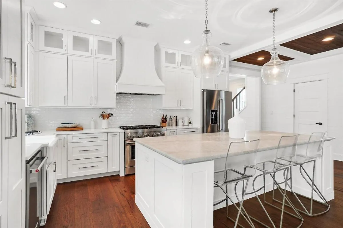 213 Sandyshore Shore To Please 6 Bedroom 6Ba Steps From The Beach Panama City Beach Holiday home