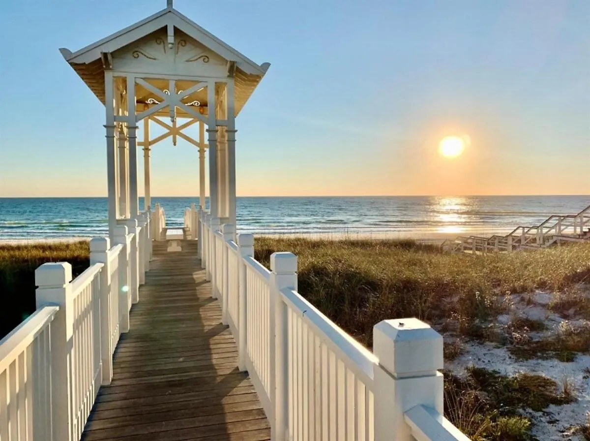 Holiday home 213 Sandyshore Shore To Please 6 Bedroom 6Ba Steps From The Beach Panama City Beach