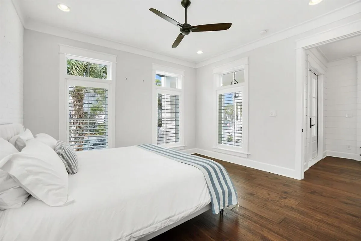 Holiday home 213 Sandyshore Shore To Please 6 Bedroom 6Ba Steps From The Beach Panama City Beach United States