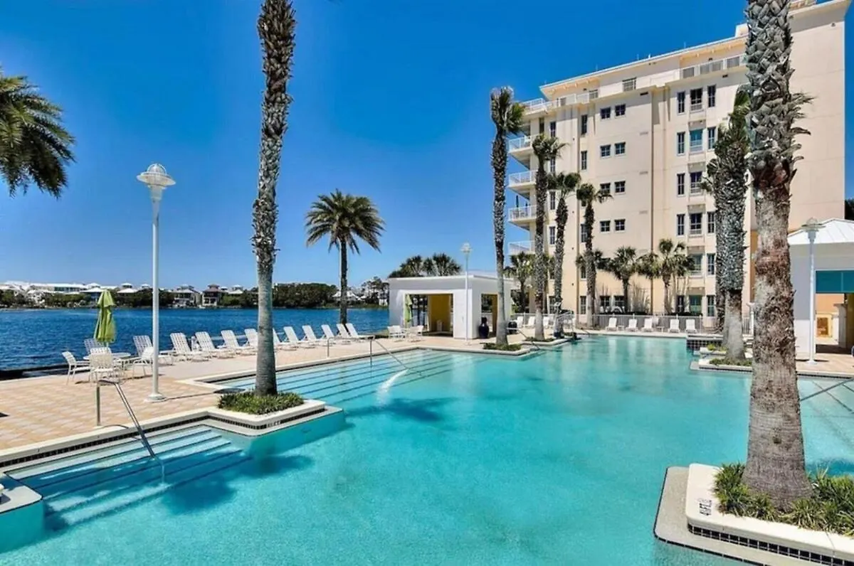 Holiday home 213 Sandyshore Shore To Please 6 Bedroom 6Ba Steps From The Beach Panama City Beach